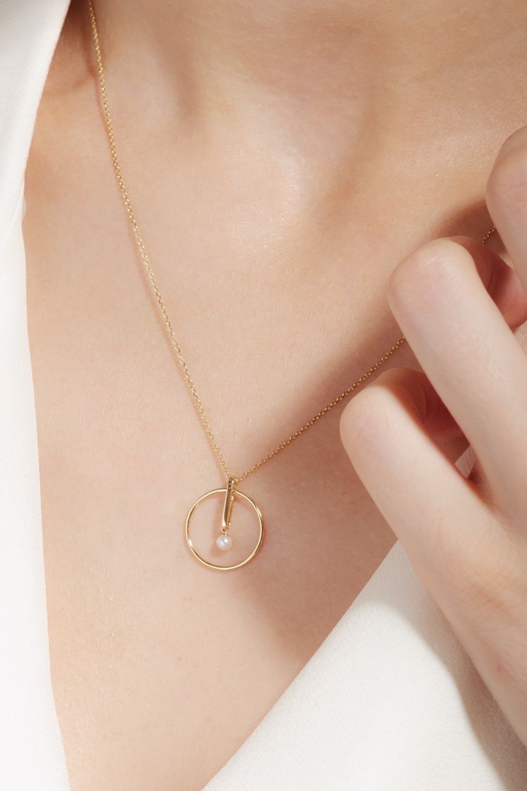 Anti-Tarnish Evergreen Pearl Studded Necklace