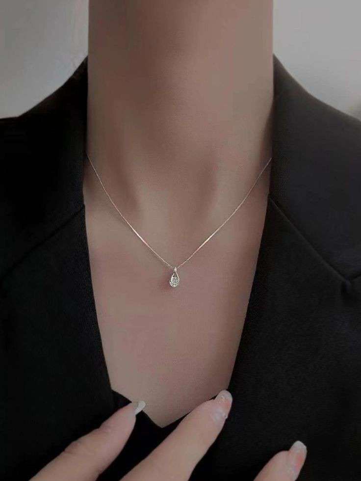 Anti-Tarnish Flower Necklace